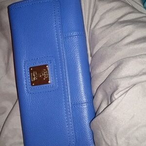 TIGNANELLO COBALT BLUE GENUINE LEATHER SNAP CLOSURE WALLET